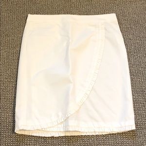 Pencil skirt with ruffle detail